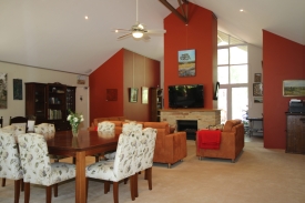 Large lounge room / dining room